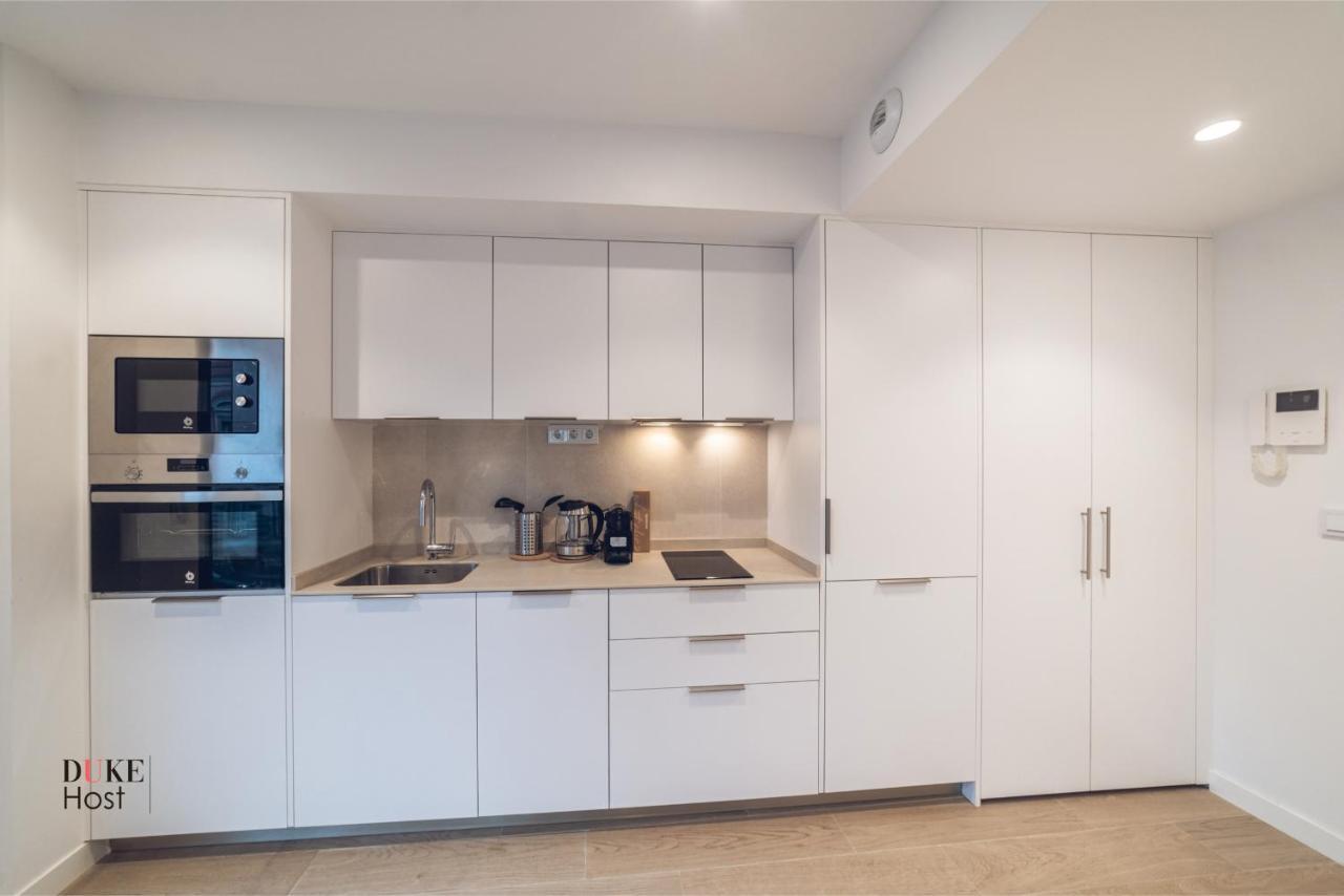 Castilla Luxury A Apartments Мадрид Екстериор снимка