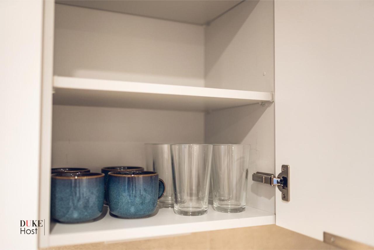 Castilla Luxury A Apartments Мадрид Екстериор снимка