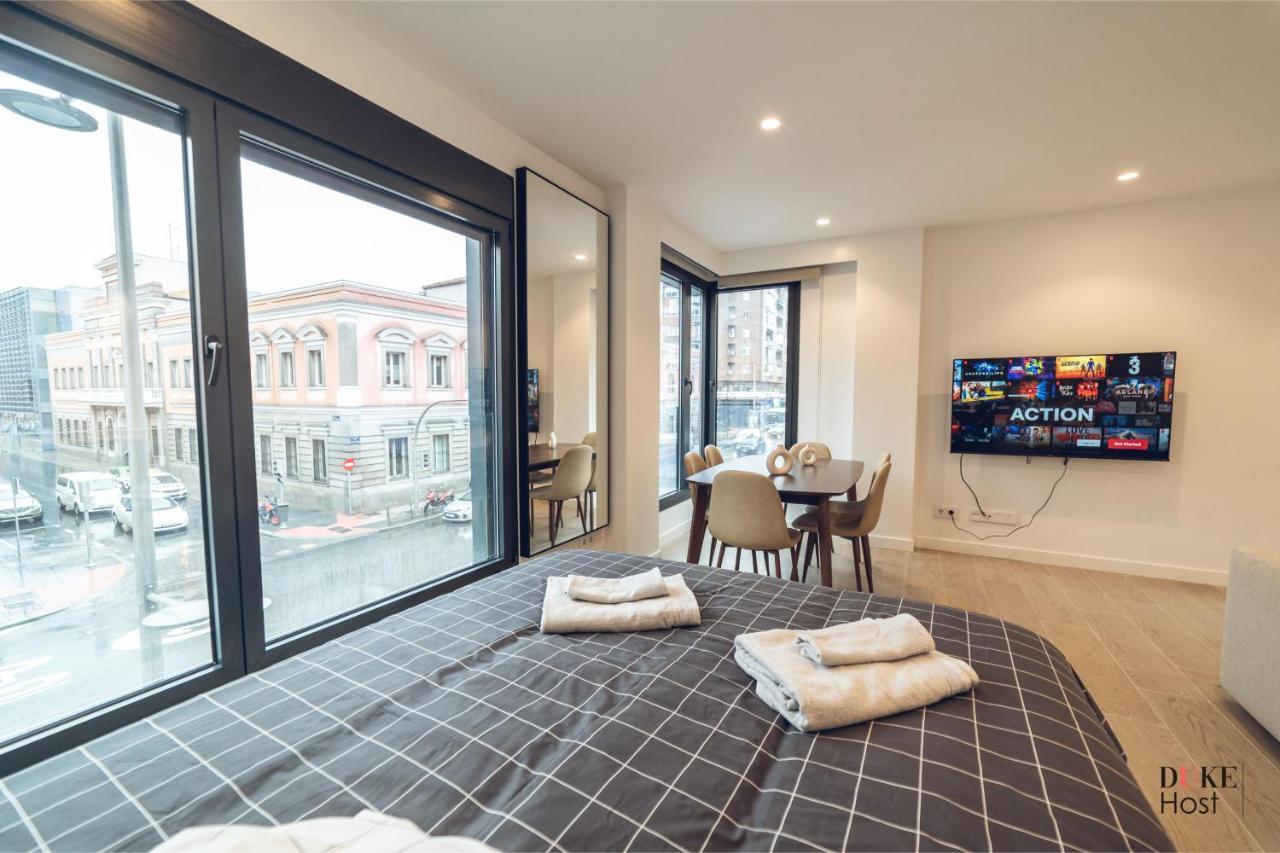Castilla Luxury A Apartments Мадрид Екстериор снимка